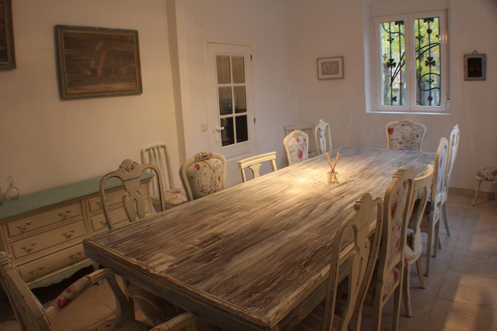 Villa Merenciana Agoncillo ภายนอก รูปภาพ